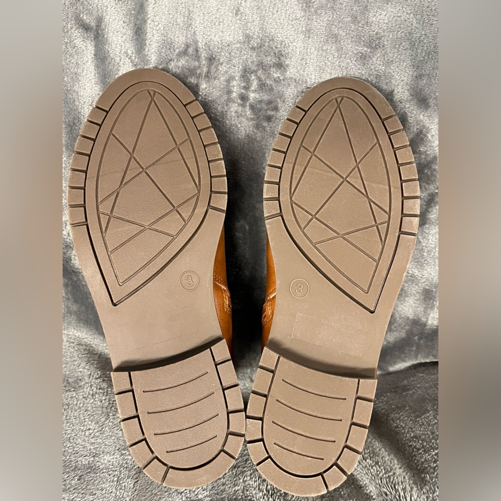 Cat & Jack kids ankle boots/ booties Side Zipper, stretchy panel. Tan Sz 3. NWOT - Picture 7 of 9